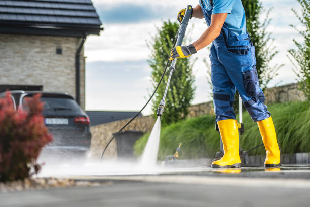 Why Choose Our Certified Pressure Washing Experts for Your Project Needs in Bargersville, IN?